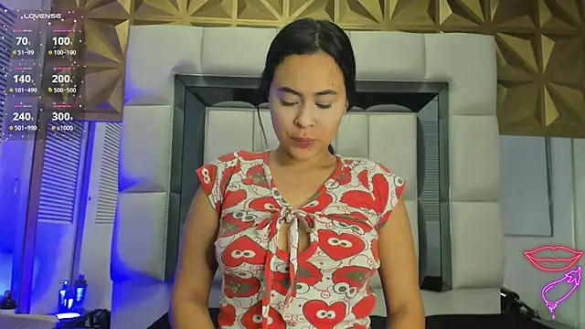 Snapshot of Estefanny_lopez19 chatting on 03-30-26, 11:33 Estefanny lopez19 online show from 03-30-26, 11:33