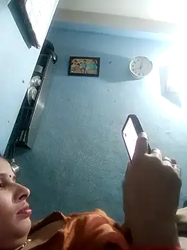 Snapshot of beutiful_hot chatting on 12-02-25, 04:57 beutiful hot online show from 12-02-25, 04:57