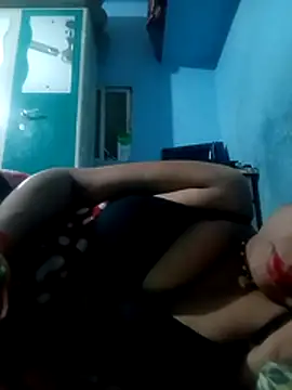 Snapshot of beutiful_hot chatting on 01-15-26, 04:44 beutiful hot online show from 01-15-26, 04:44