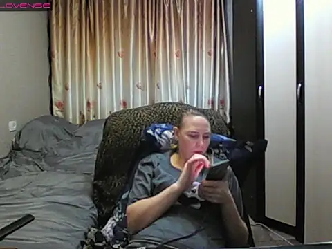 JenniDeep online show from 02-07-26, 06:11