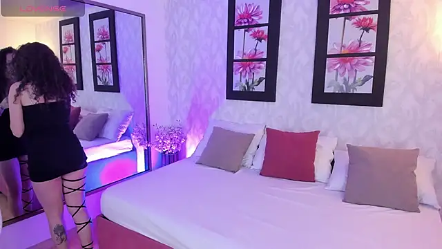 Snapshot of Martina_077 chatting on 11-27-25, 12:40 Martina 077 online show from 11-27-25, 12:40