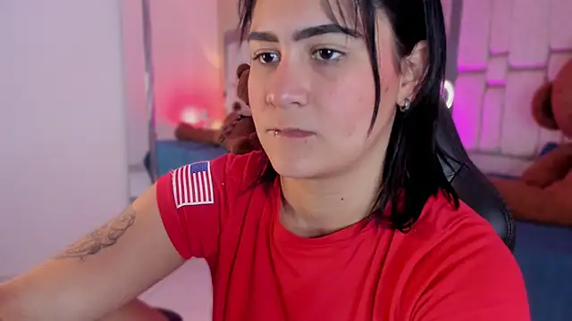 SnakeMuse online show from 01-11-26, 04:17