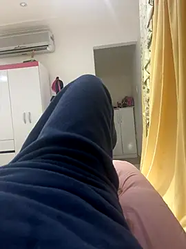 olicaroo online show from 11-26-25, 02:40