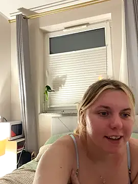 Nallinee online show from 11-30-25, 07:40