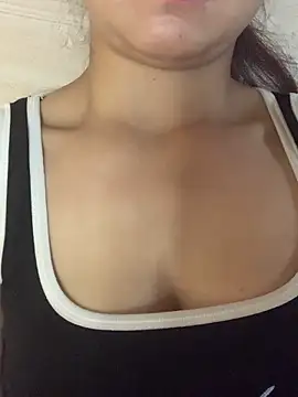 Diana-sexyy online show from 02-06-26, 03:44