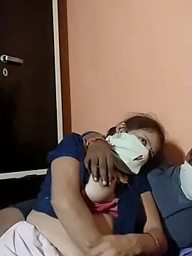 Snapshot of Chikanichameli252 chatting on 12-02-25, 05:41 Chikanichameli252 online show from 12-02-25, 05:41