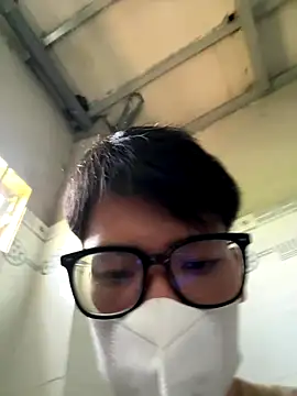 Snapshot of MEFUN- chatting on 11-30-25, 02:48 MEFUN- online show from 11-30-25, 02:48