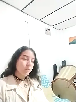 chibi love online show from 12-21-25, 04:08