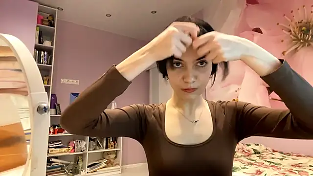 ShellyBedor online show from 11-13-25, 03:55