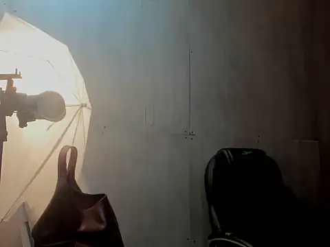 GinebraBelucci online show from 11-23-25, 12:43