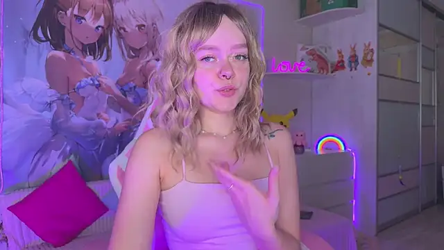 CheekySashaCharm online show from 07-29-26, 12:47