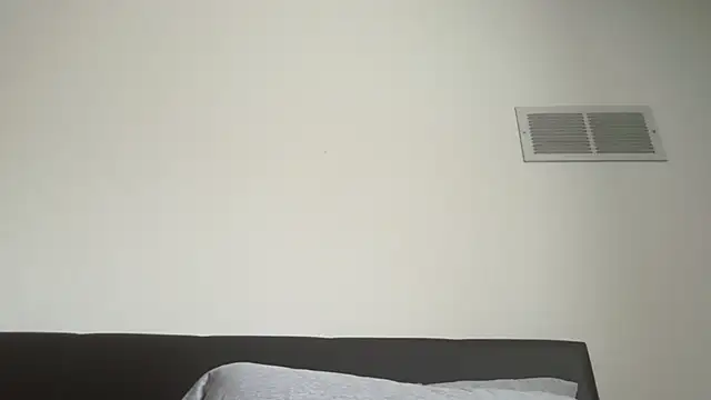 Snapshot of sbeast69 chatting on 08-09-26, 02:11 sbeast69 online show from 08-09-26, 02:11