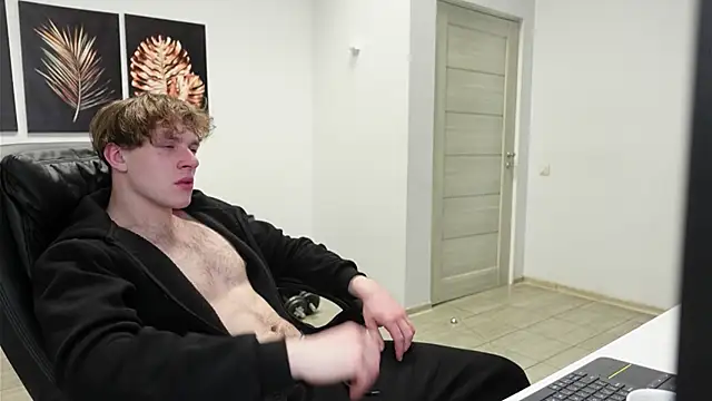 Charles Dreams online show from 02-14-26, 06:37