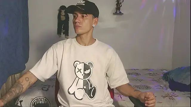 kilyan wow online show from 11-15-25, 04:43