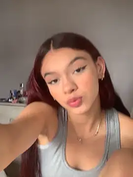 Snapshot of catalinaruiz_ chatting on 05-16-26, 06:39 catalinaruiz online show from 05-16-26, 06:39