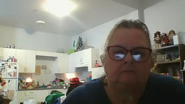 TiguhguhrsRose online show from 11-19-25, 03:50