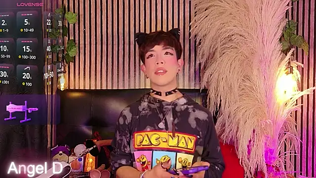 Angeldust19 online show from 04-24-26, 02:58