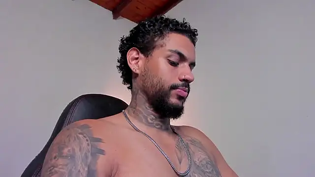 LuigiVitale 1 online show from 02-21-26, 01:17