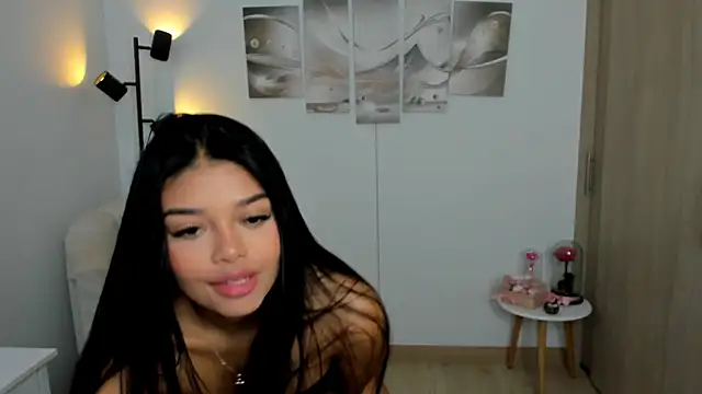 Snapshot of haileyflorez_ chatting on 05-06-26, 02:55 haileyflorez online show from 05-06-26, 02:55