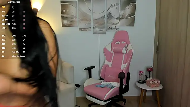 Snapshot of haileyflorez_ chatting on 06-11-26, 01:09 haileyflorez online show from 06-11-26, 01:09