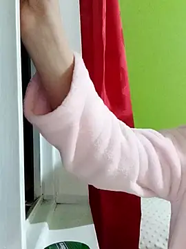 Rouse hot  online show from 01-07-26, 12:24