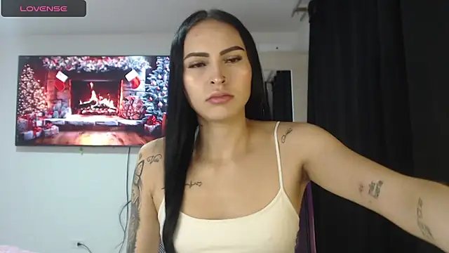 Snapshot of Linda__fiore chatting on 11-20-25, 10:37 Linda fiore online show from 11-20-25, 10:37