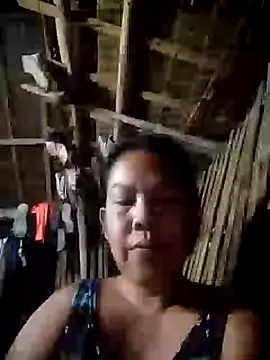 Milky juicycum online show from 11-28-25, 08:44