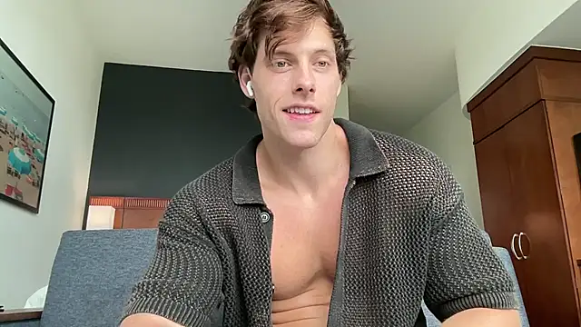 Snapshot of alex_islivee chatting on 06-09-26, 05:02 alex islivee online show from 06-09-26, 05:02