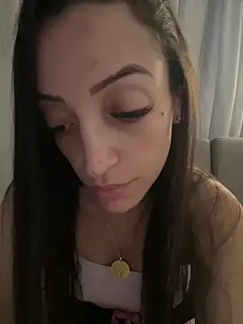 Snapshot of BelleRune chatting on 01-20-25, 02:03 BelleRune online show from 01-20-25, 02:03