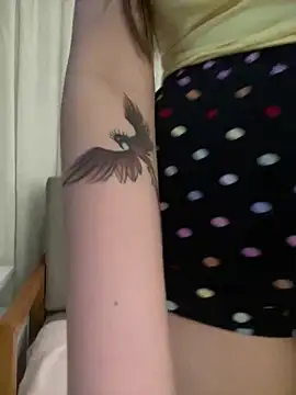 Snapshot of BelleRune chatting on 01-31-25, 05:10 BelleRune online show from 01-31-25, 05:10