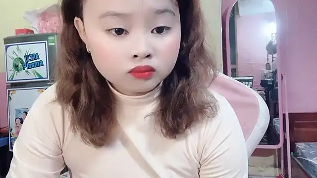 Lina8386 online show from 11-21-25, 05:22