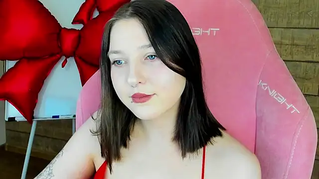 TinnaBurton online show from 02-14-26, 04:26