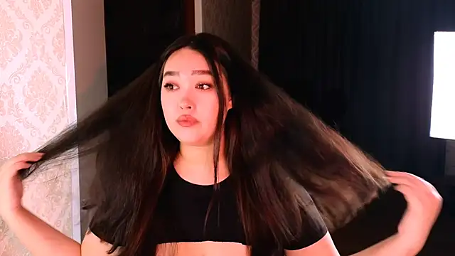 Emma Uilson online show from 11-29-25, 10:02