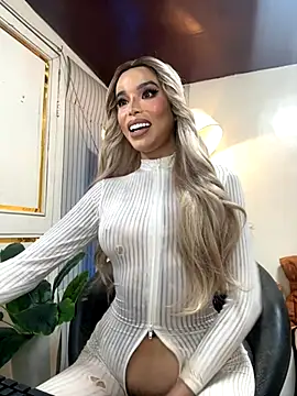  SandraHornball  online show from 11-26-25, 10:22