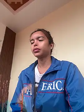  SandraHornball  online show from 02-05-26, 09:25