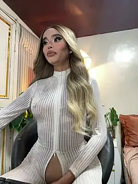  SandraHornball  online show from 02-08-26, 09:23