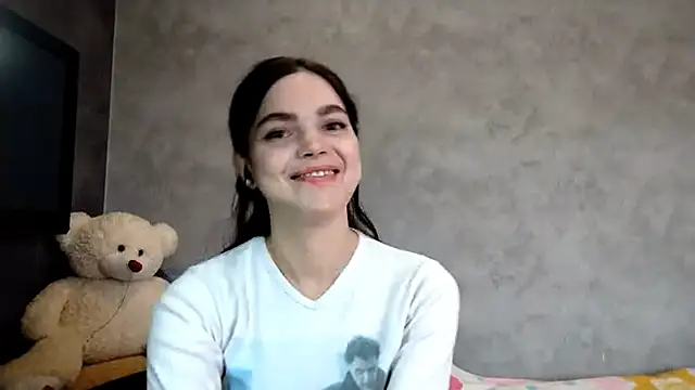 LillyWesthouse online show from 11-18-25, 09:14