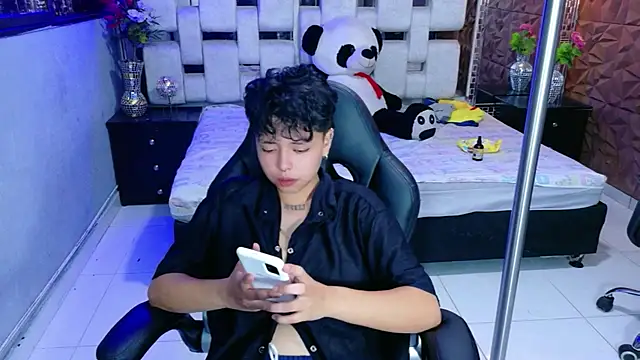 lunabustygirl online show from 01-11-26, 05:12