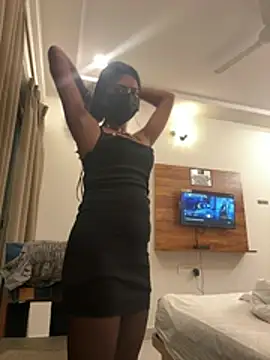 Snapshot of sexyayeshadesi chatting on 05-02-26, 06:02 sexyayeshadesi online show from 05-02-26, 06:02