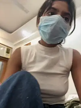 Snapshot of sexyayeshadesi chatting on 05-19-26, 06:03 sexyayeshadesi online show from 05-19-26, 06:03