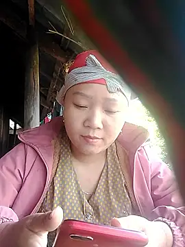 Snapshot of hoami-hot chatting on 11-25-25, 01:49 hoami-hot online show from 11-25-25, 01:49