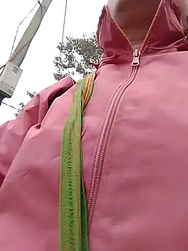 Snapshot of hoami-hot chatting on 12-05-25, 12:30 hoami-hot online show from 12-05-25, 12:30