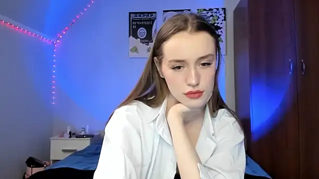 tinyglow online show from 02-18-26, 09:00