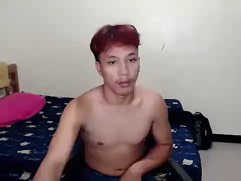 Snapshot of newgys chatting on 11-14-25, 04:49 newgys online show from 11-14-25, 04:49