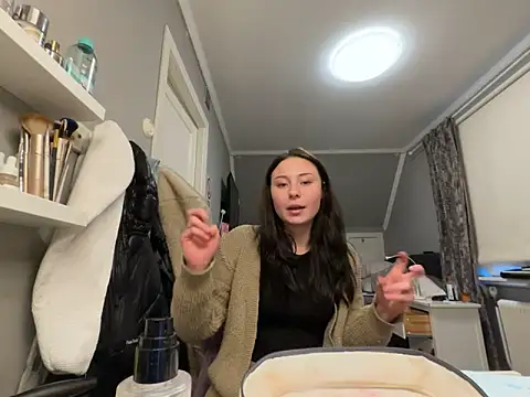 Lockig online show from 11-26-25, 01:56