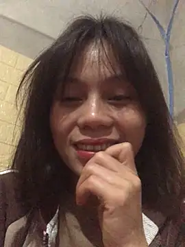 Trangbabylove online show from 12-22-25, 10:07