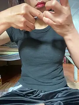 Trangbabylove online show from 06-15-26, 08:05