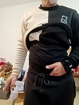 platone09 online show from 11-24-25, 08:52