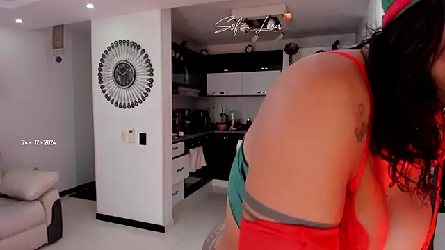 sofiasexhot online show from 12-24-24, 06:50