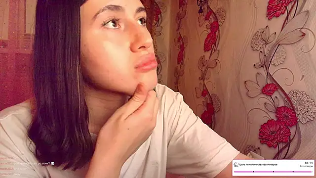 KristinaScott online show from 12-15-25, 07:07